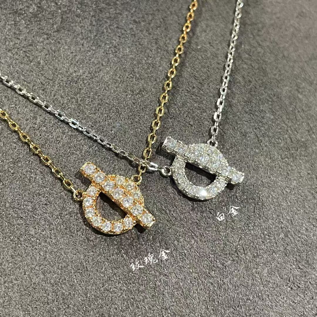 Hermès Finesse Pendant view 3