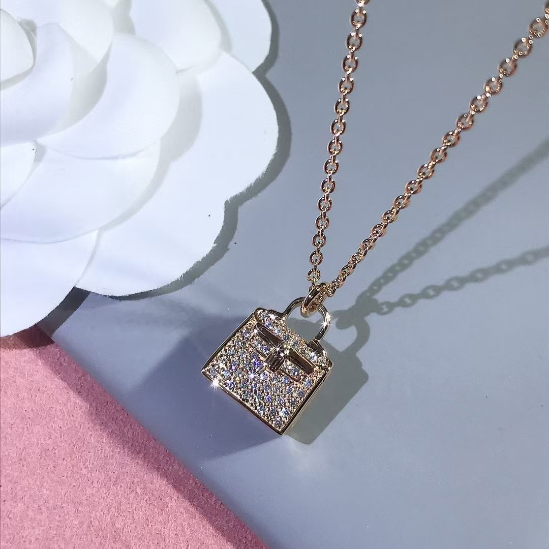Hermès KELLY Necklace view 10