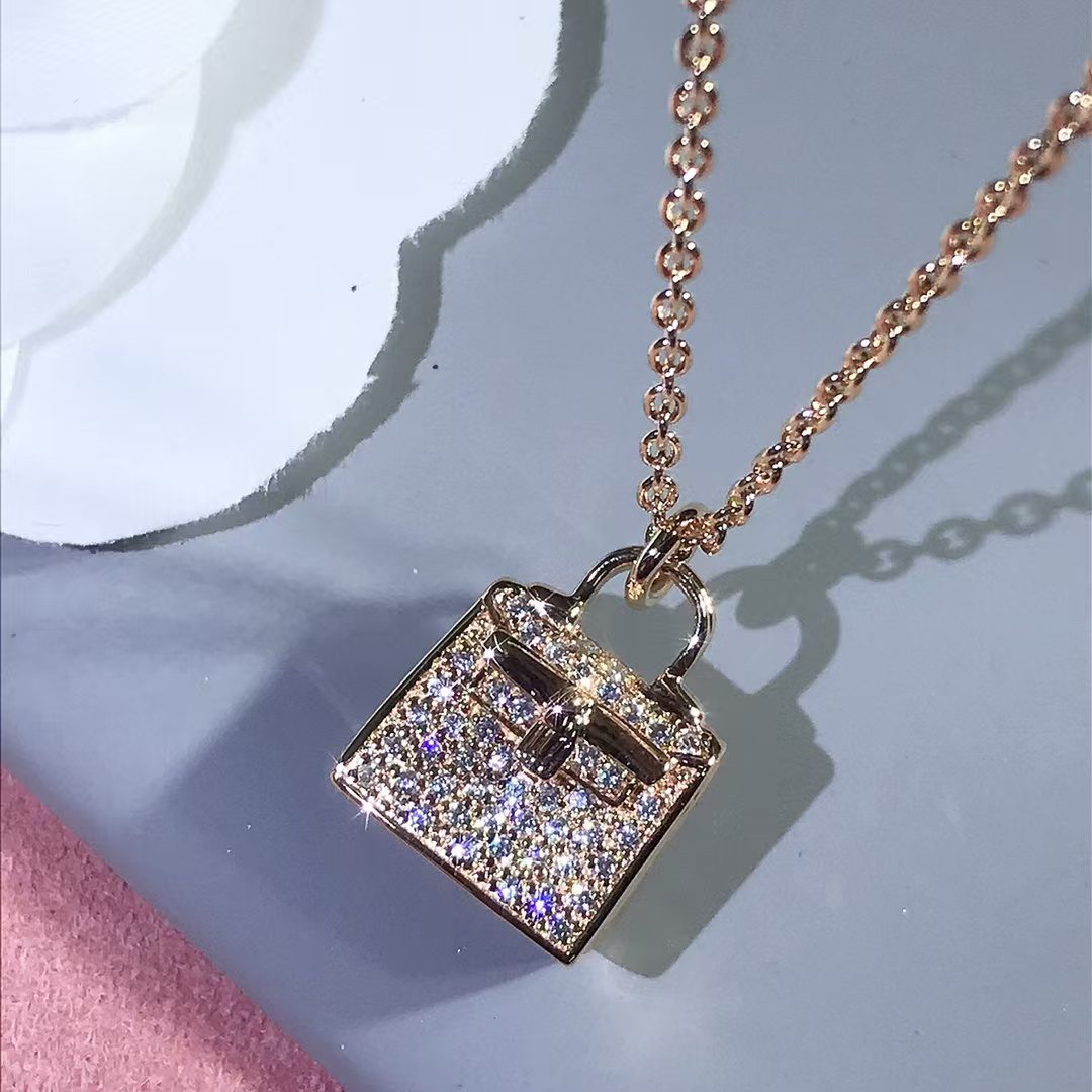 Hermès KELLY Necklace view 4