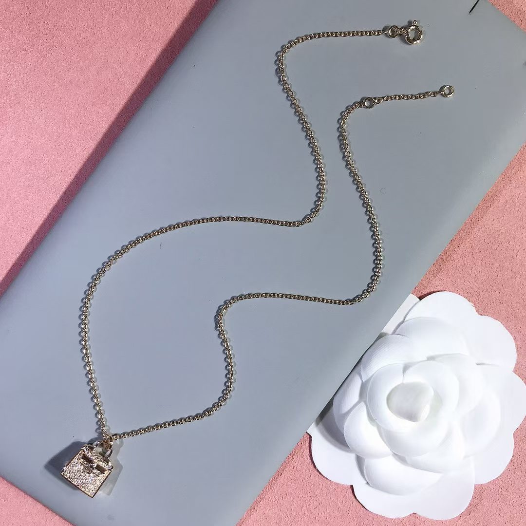 Hermès KELLY Necklace view 8