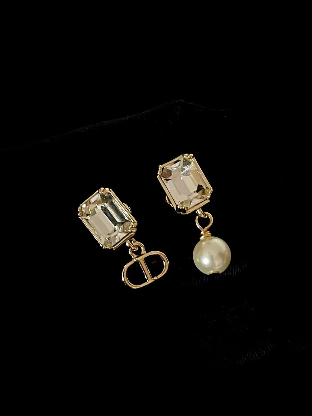 Dior Petit CD Earrings view 2