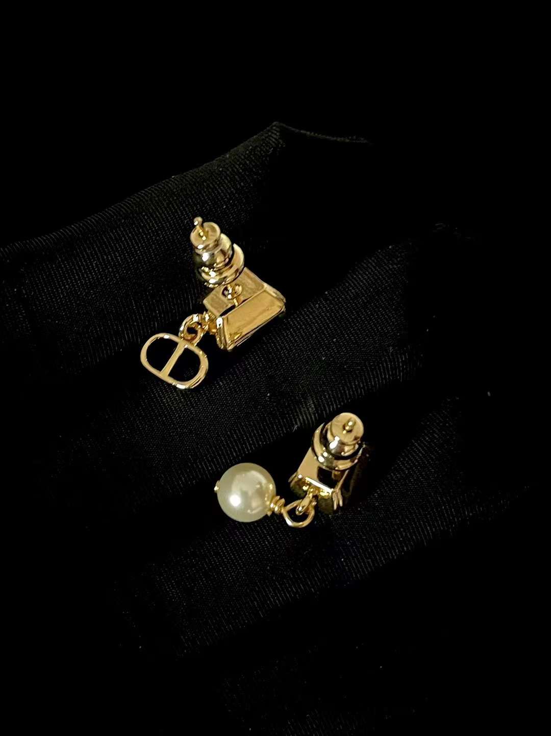 Dior Petit CD Earrings view 5