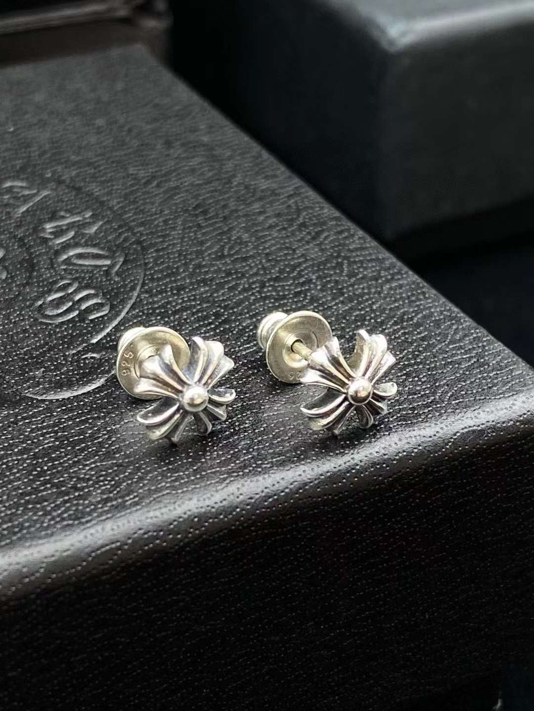 Chrome Hearts Crocker heart short cross stud earrings view 5