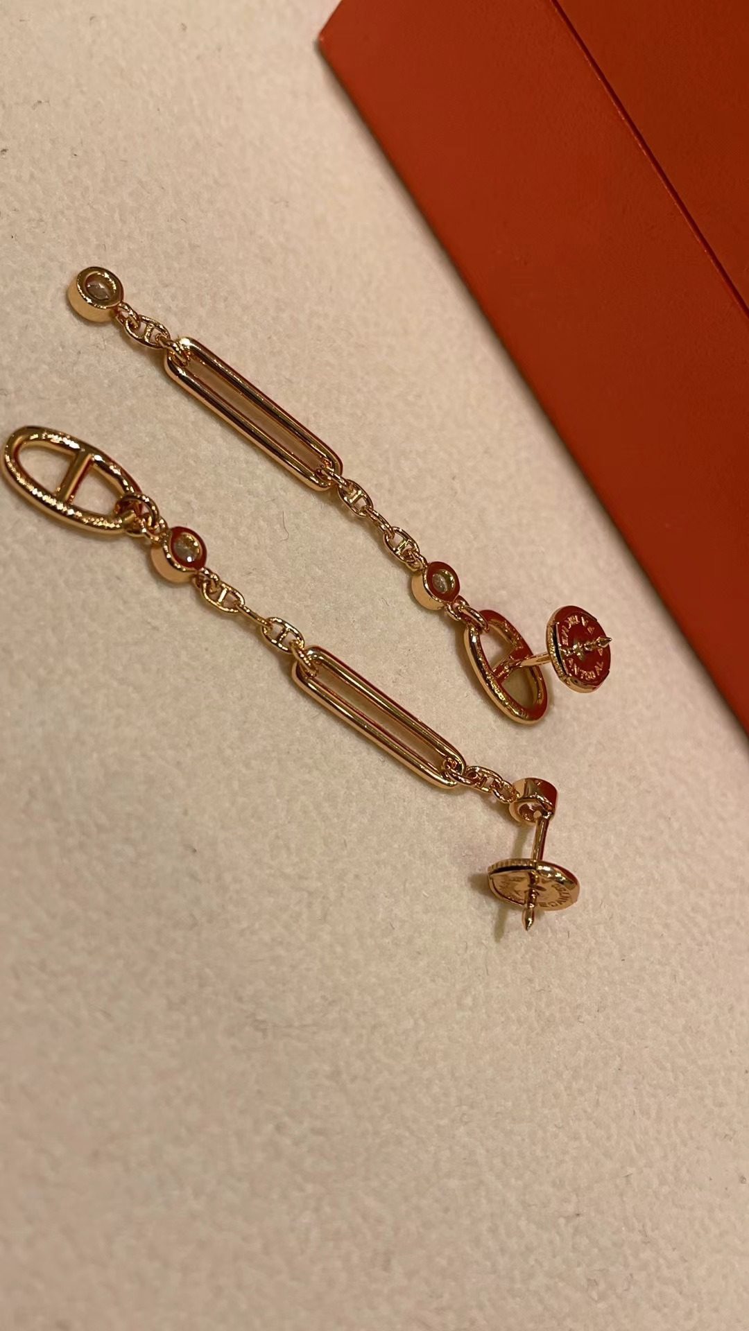 Hermès Chandra earrings view 9
