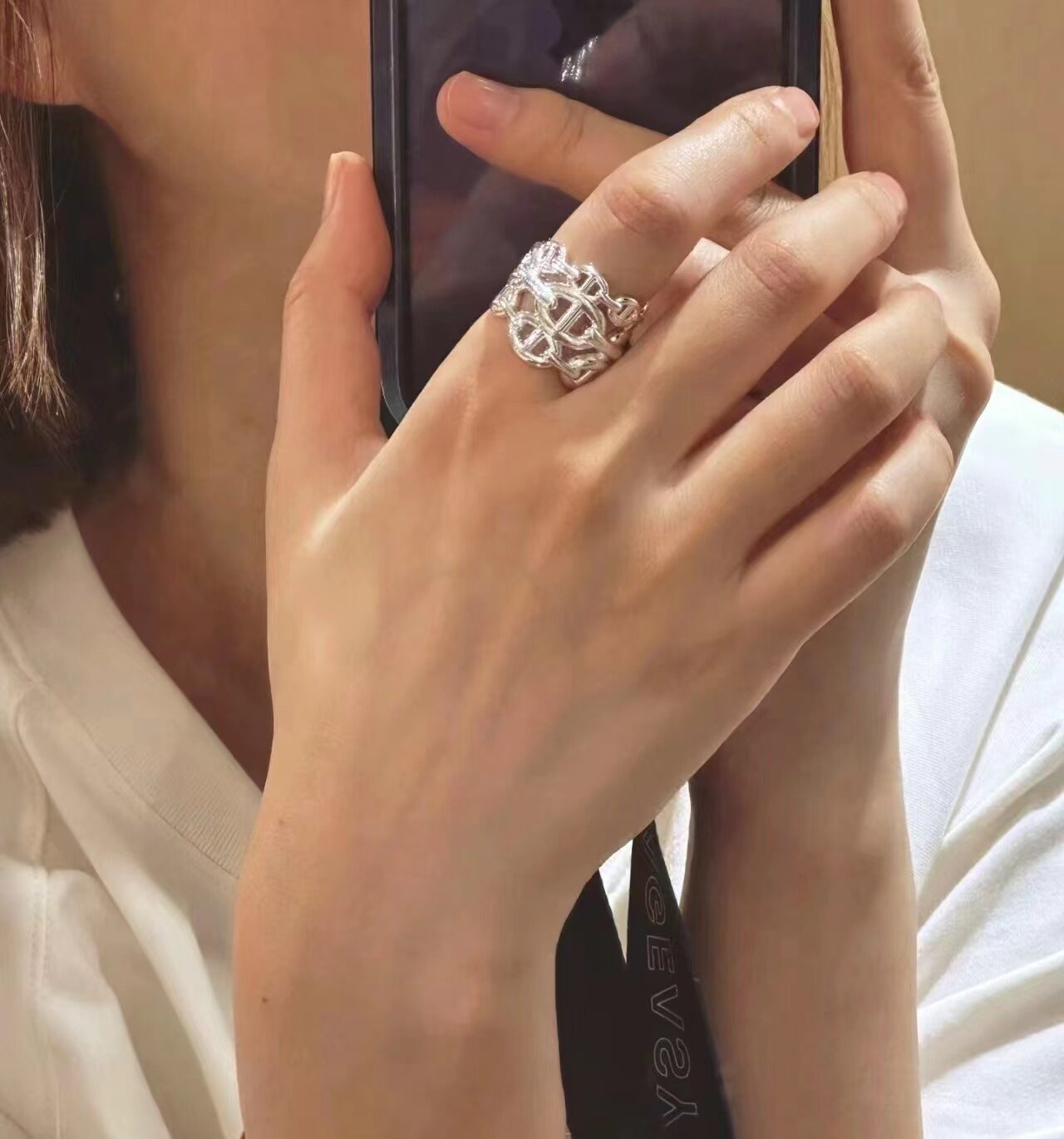 Hermès VChaine d’ancre Enchainee ring view 1