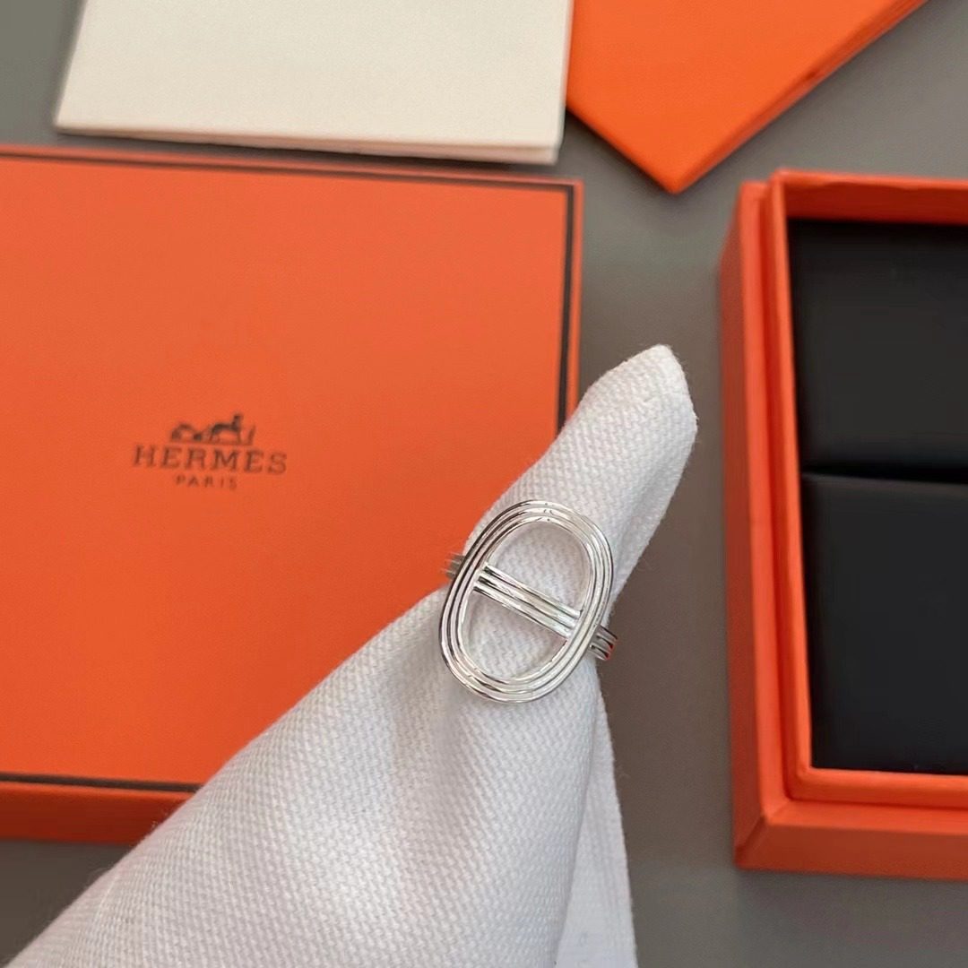 Hermès Bague Chaine D Ancre 24 Ring view 1