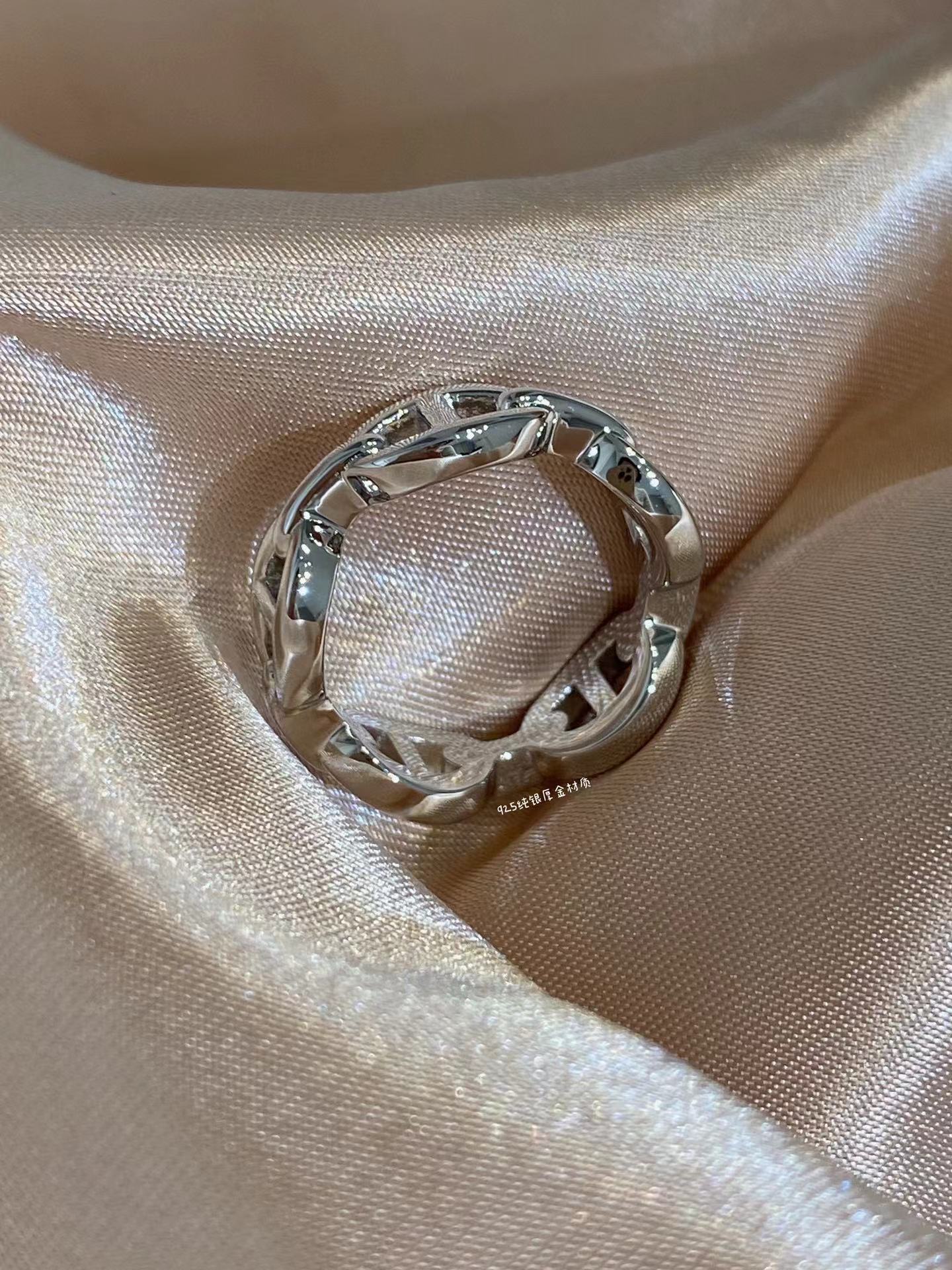 Hermès Chaine d’ancre Enchainee ring view 4