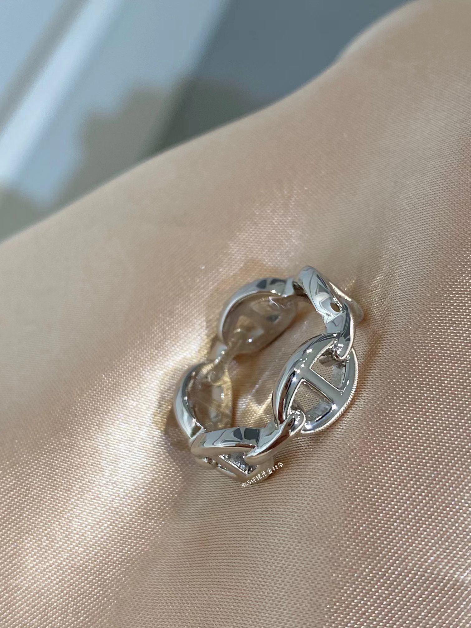 Hermès Chaine d’ancre Enchainee ring view 9