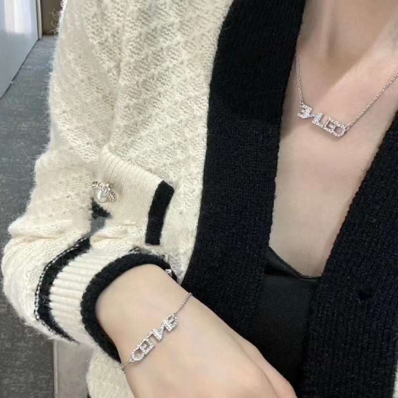 Celine Necklace full of diamond logo view 6