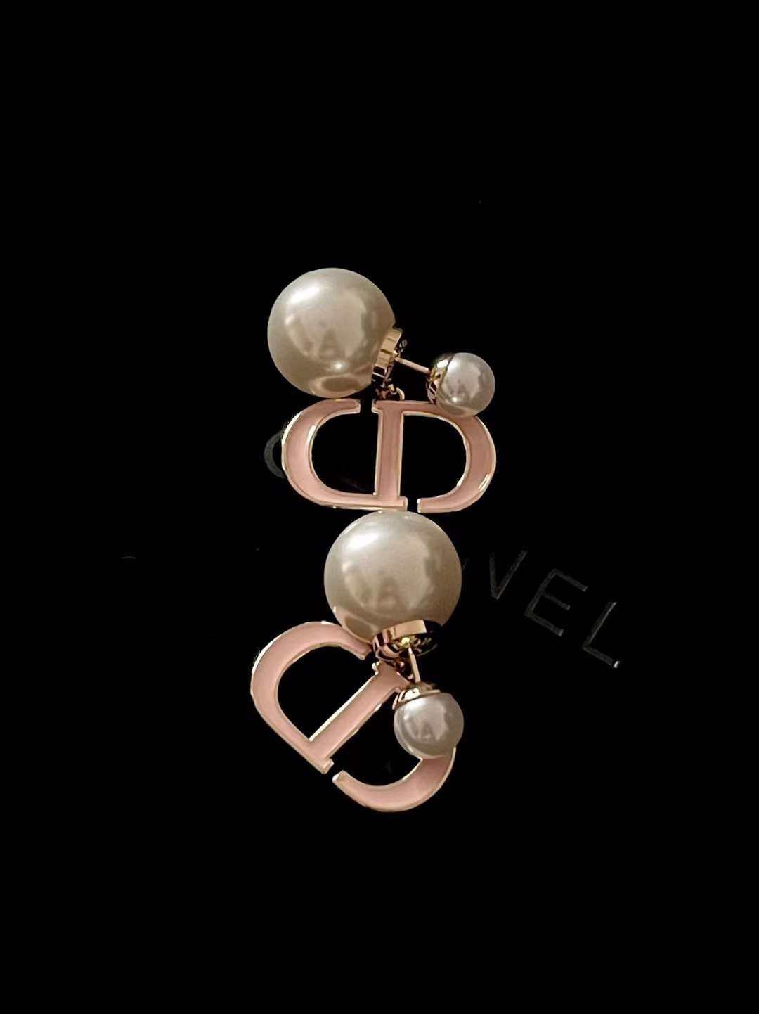 Chanel DIOR Pink enamel pearl stud earrings view 2