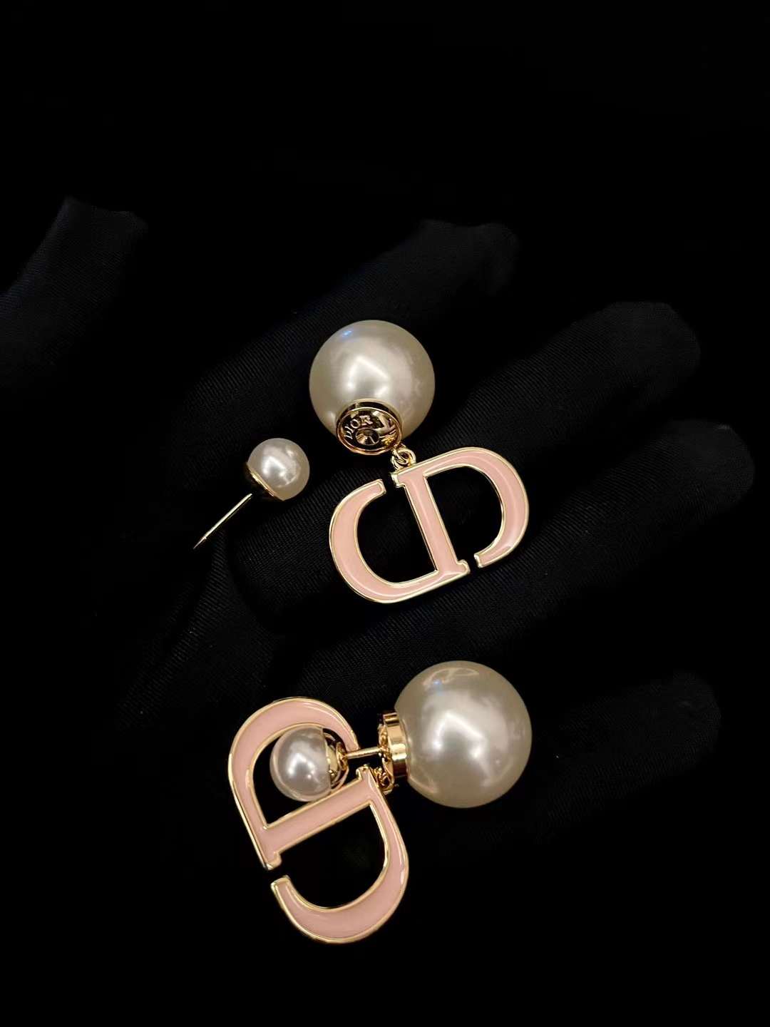 Chanel DIOR Pink enamel pearl stud earrings view 3
