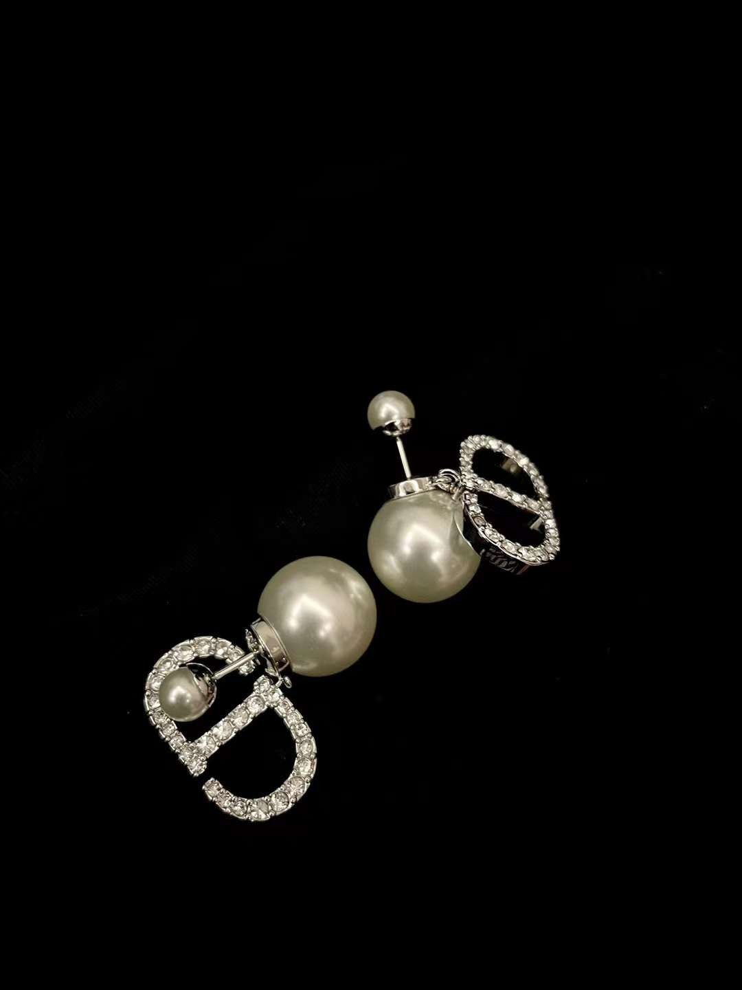 Dior Silver rhinestone pearl stud earrings view 5