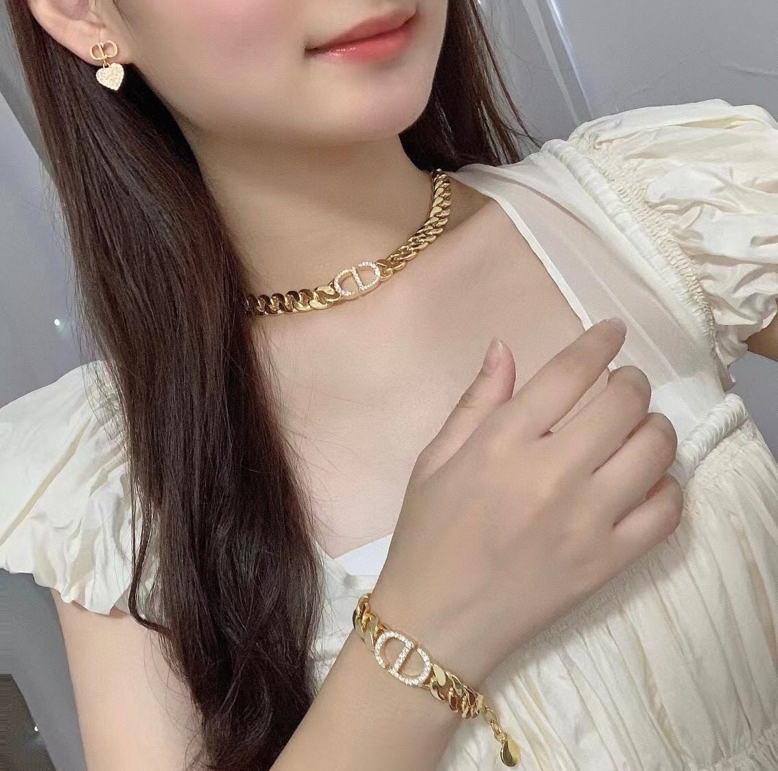 Dior Rhinestone earrings for love view 8