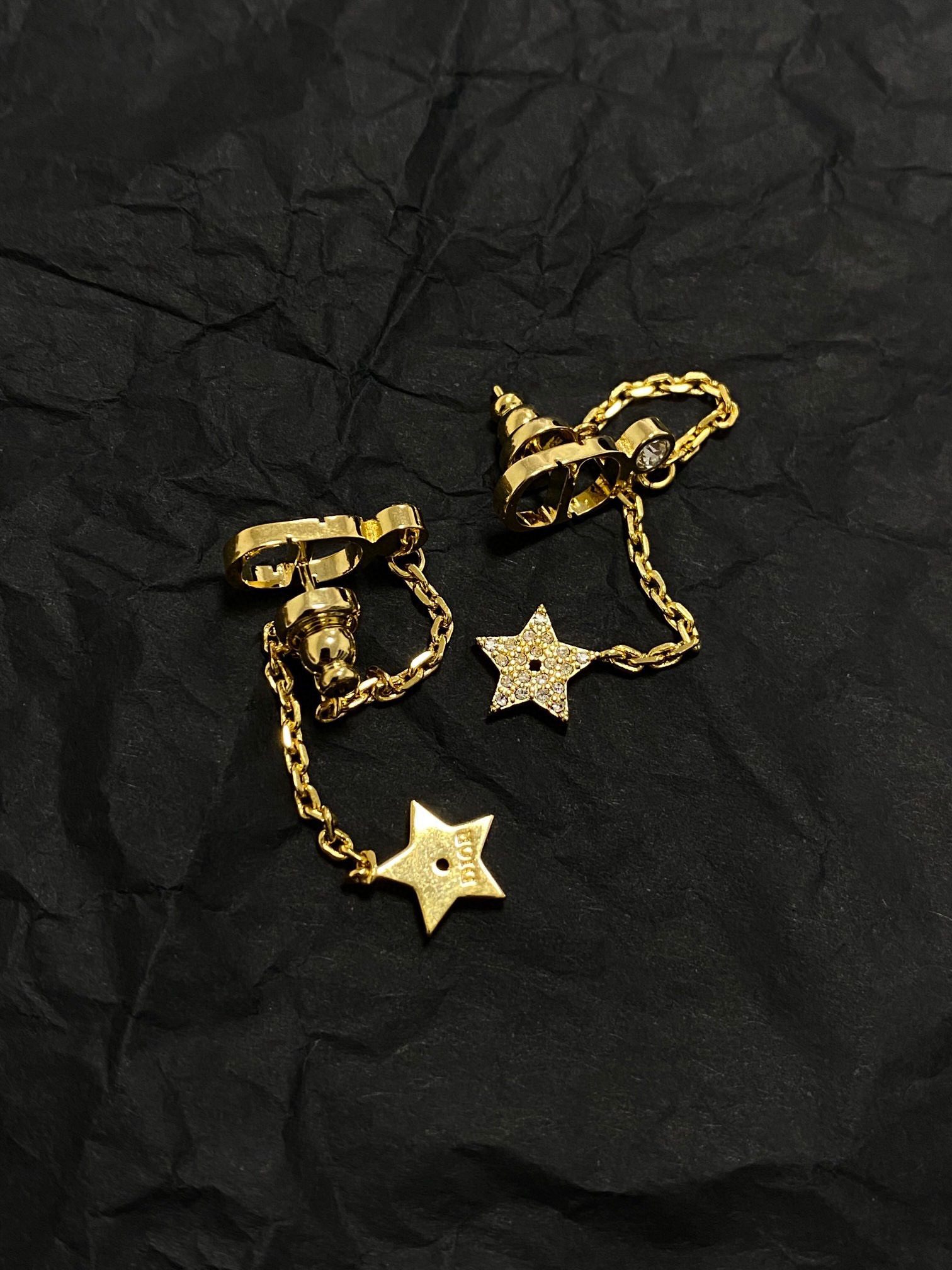 Dior NEW CD Star pendant earrings view 4