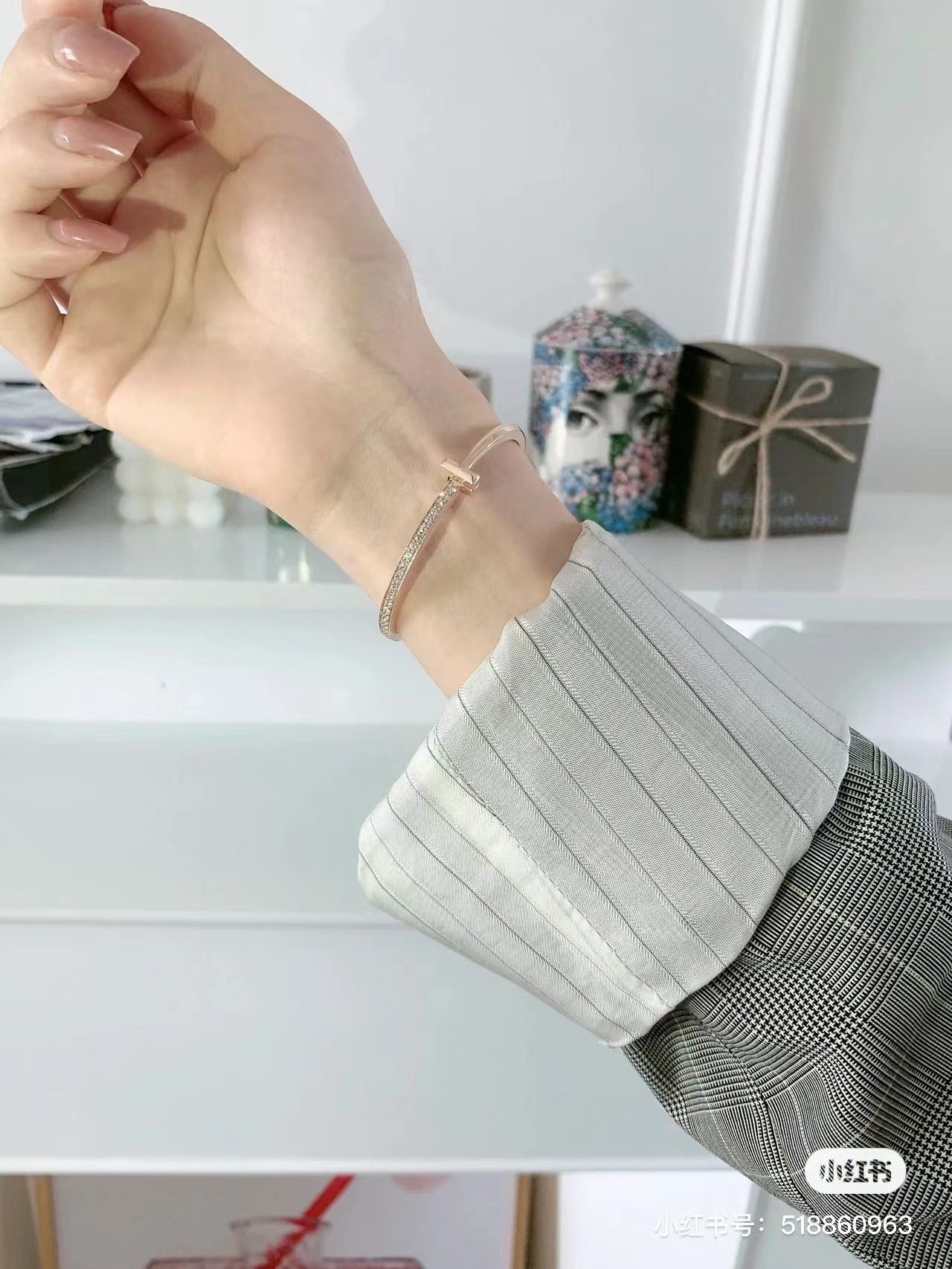 Tiffany & Co. T1 bracelet view 17