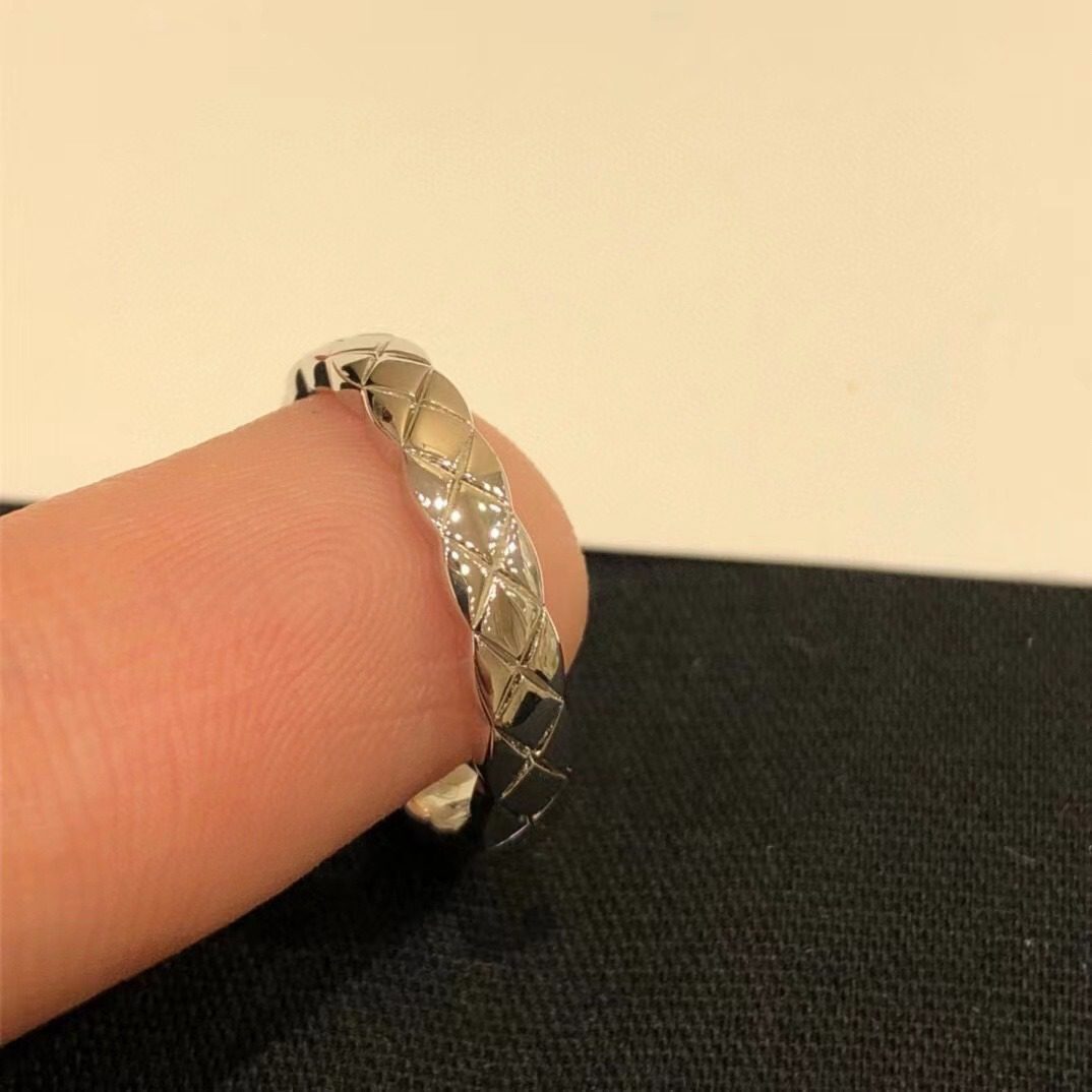 Chanel COCO finger ring view 3