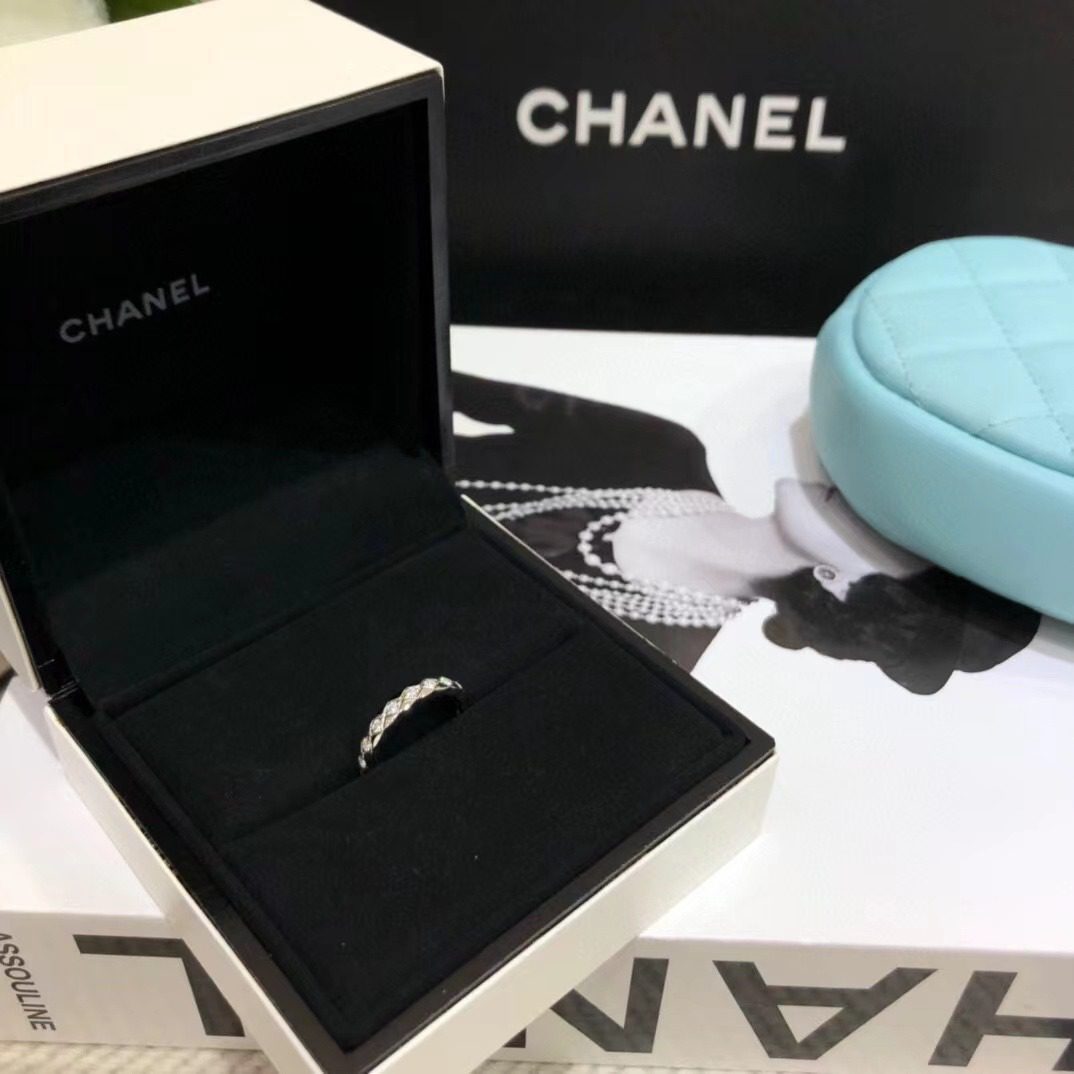 Chanel COCO finger ring view 9