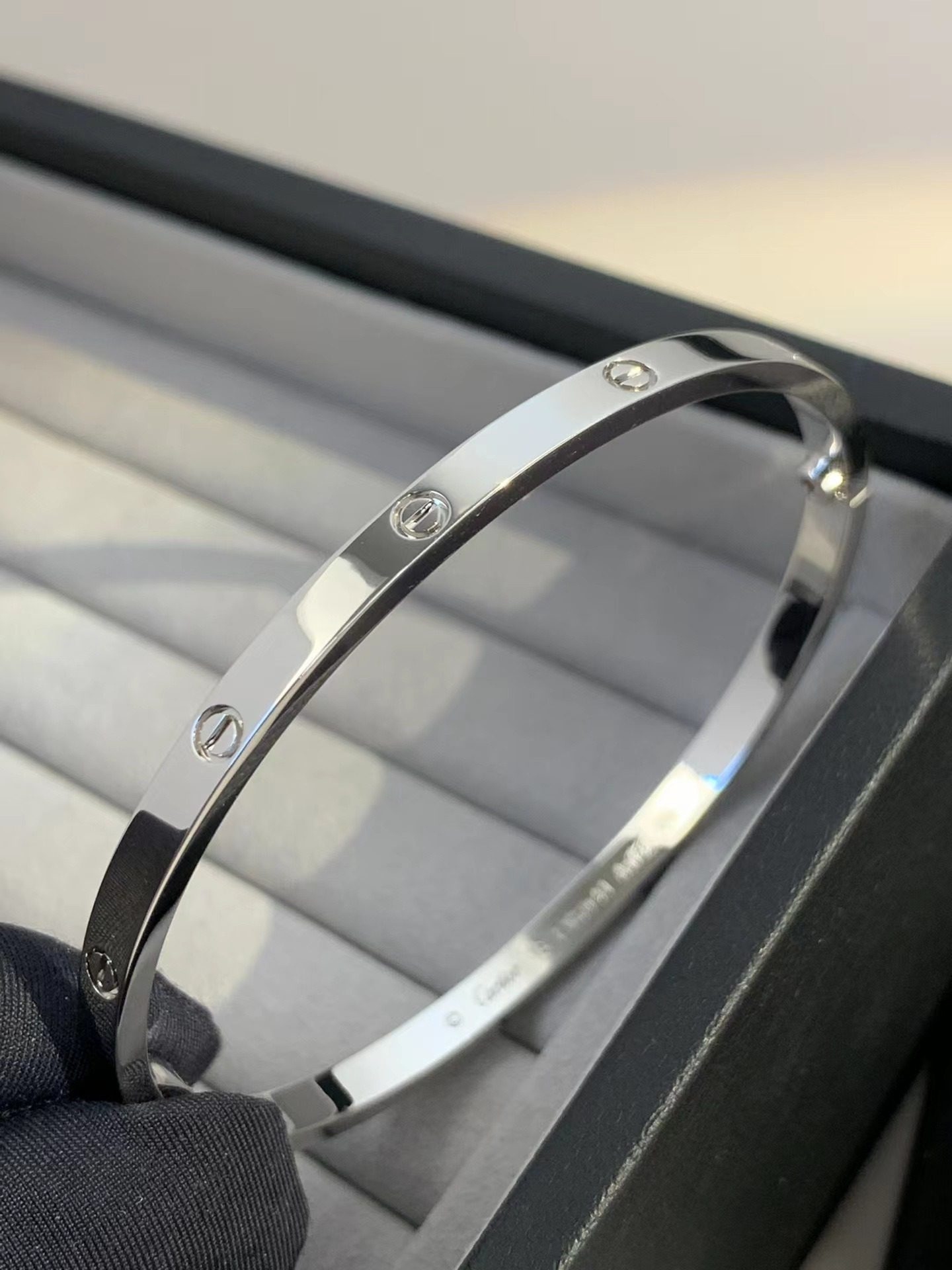 Cartier LOVE bracelet view 2
