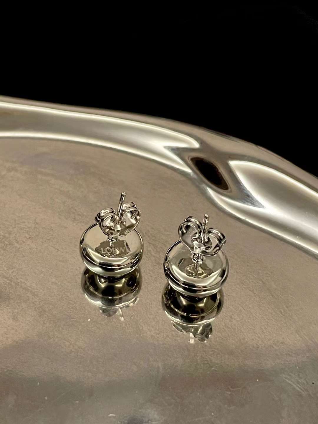 Loewe logo ear stud view 4