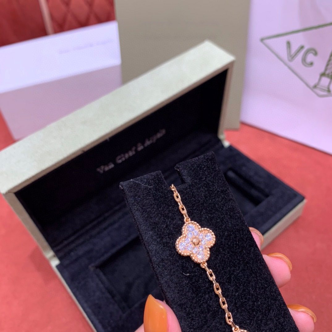 Van Cleef & Arpels Alhambra Bracelet, 5 motifs view 7
