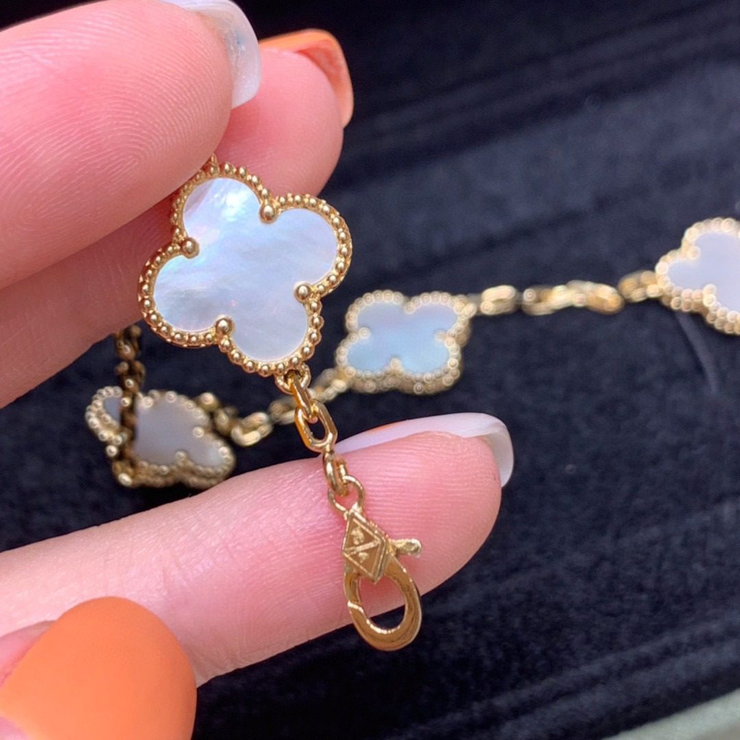 Van Cleef & Arpels Alhambra Bracelet, 5 motifs view 6