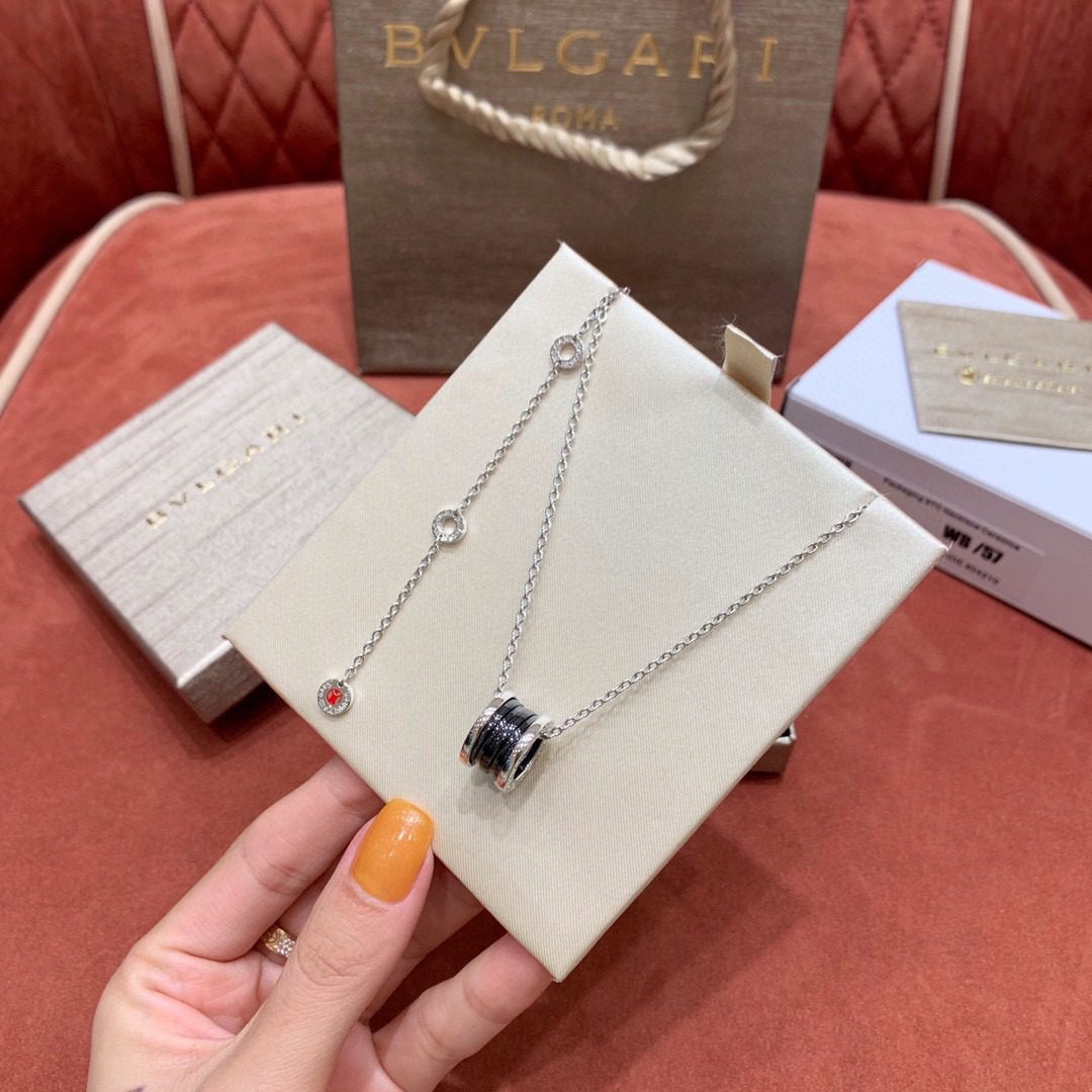 Bvlgari Save The Children Necklace view 4