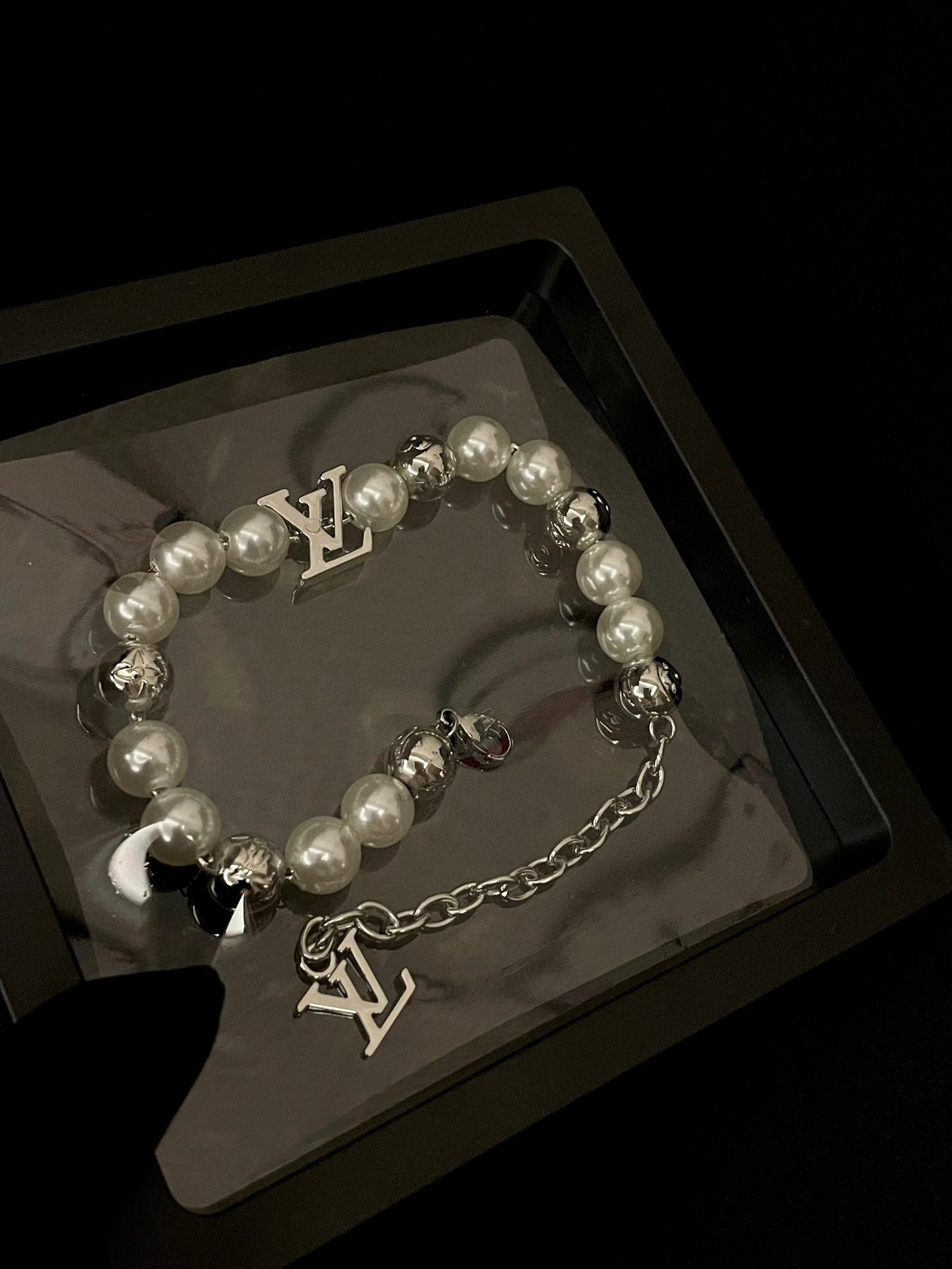Louis Vuitton Pearl Bracelet view 5