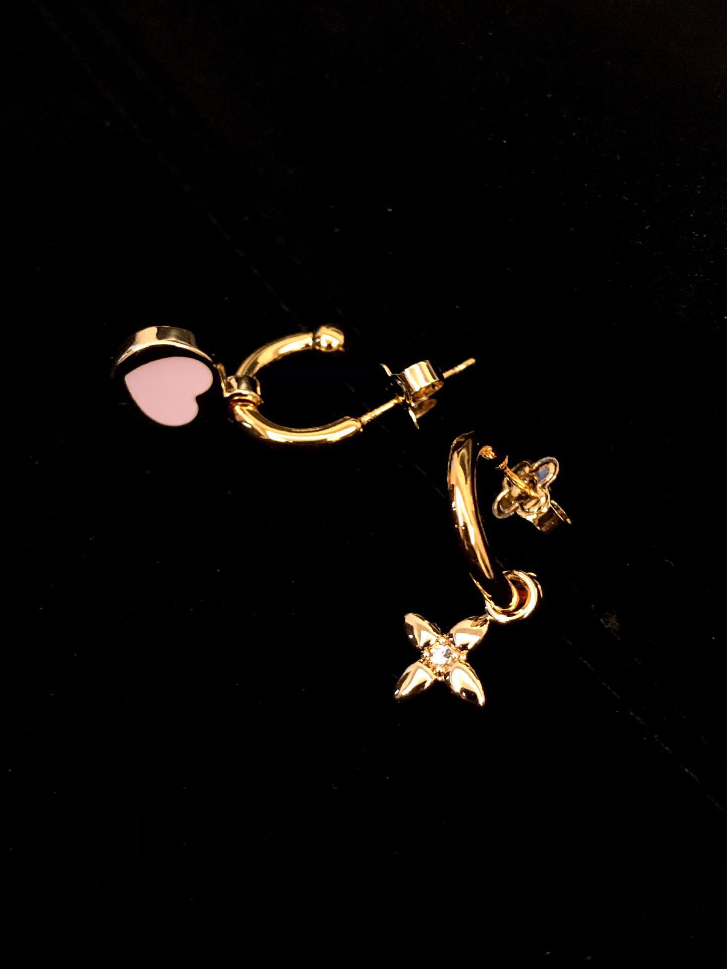 Louis Vuitton ICONIC Pink Heart Earrings view 2