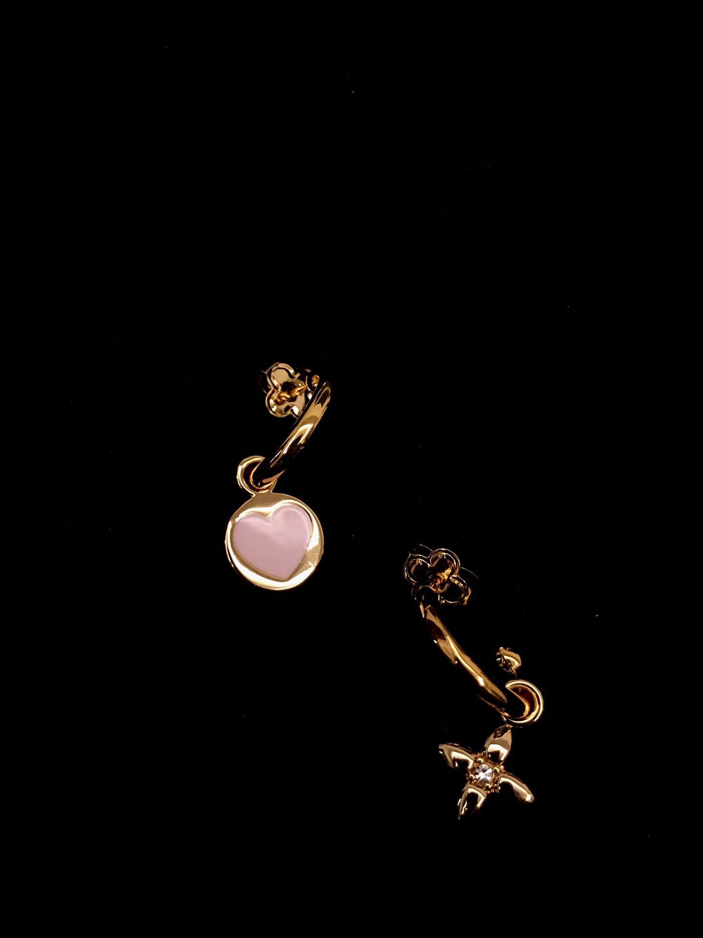 Louis Vuitton ICONIC Pink Heart Earrings view 4