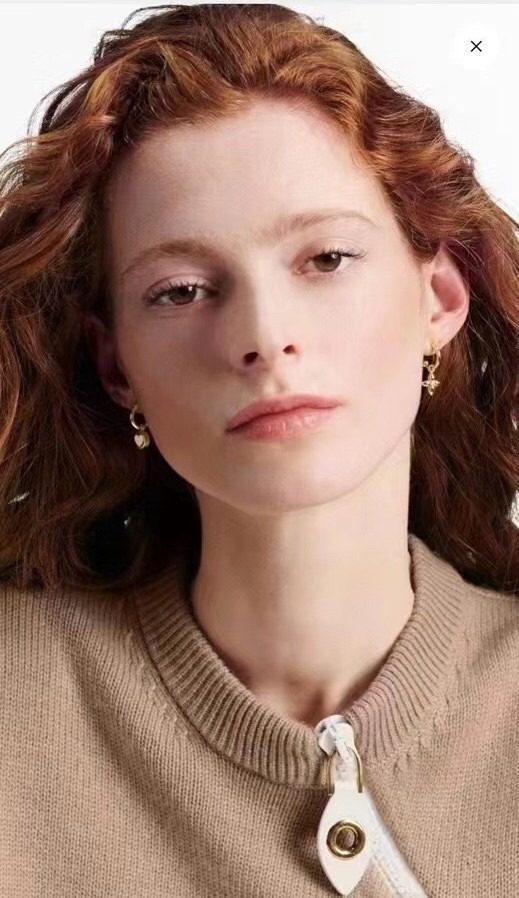 Louis Vuitton ICONIC Pink Heart Earrings view 7