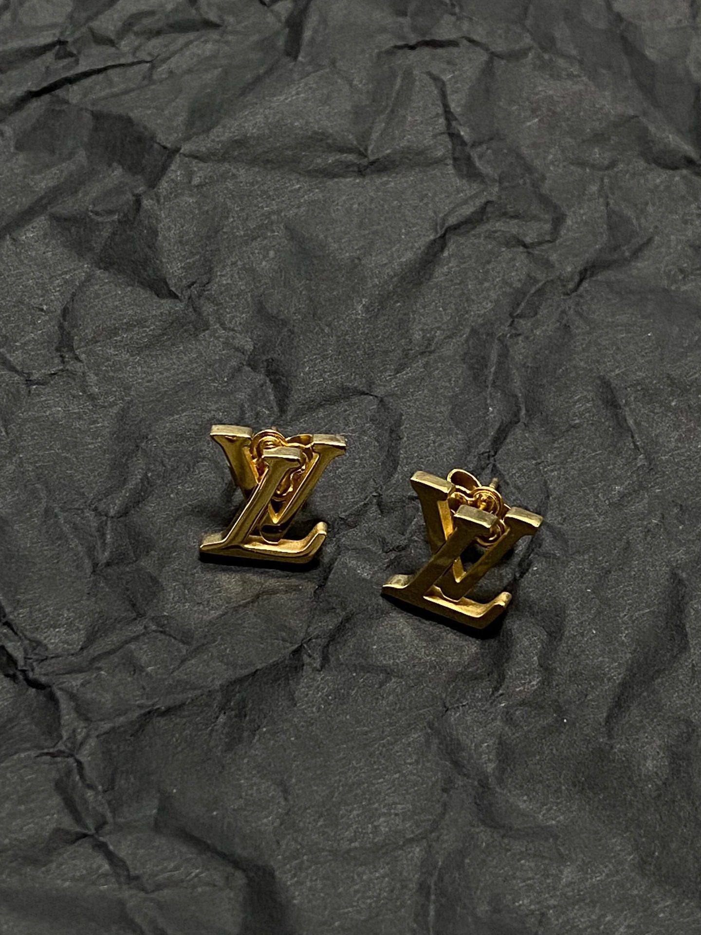 Louis Vuitton Stud Earrings view 2