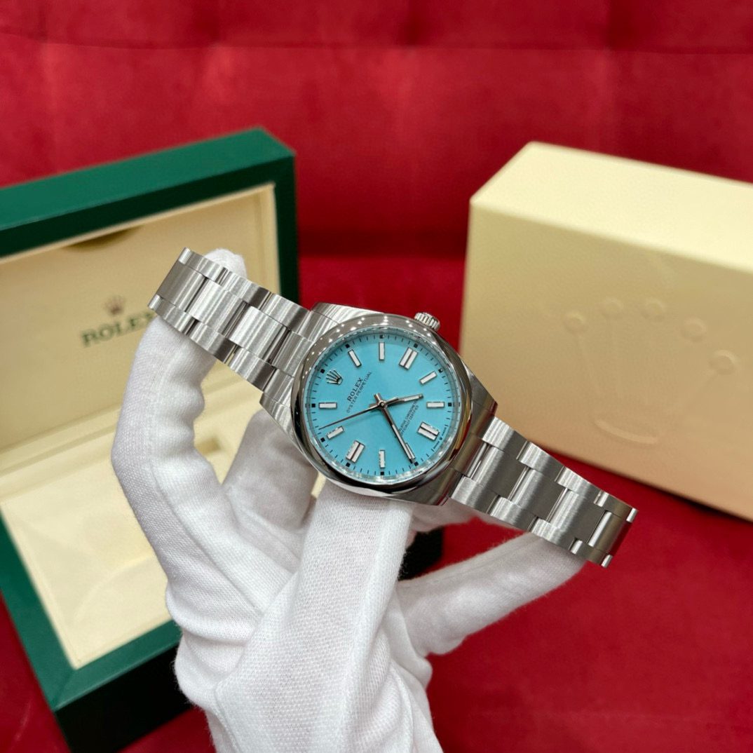 Rolex Oyster Perpetual view 2