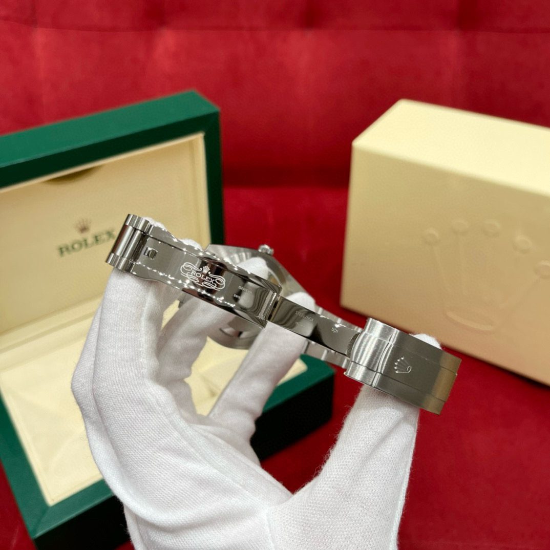 Rolex Oyster Perpetual view 6