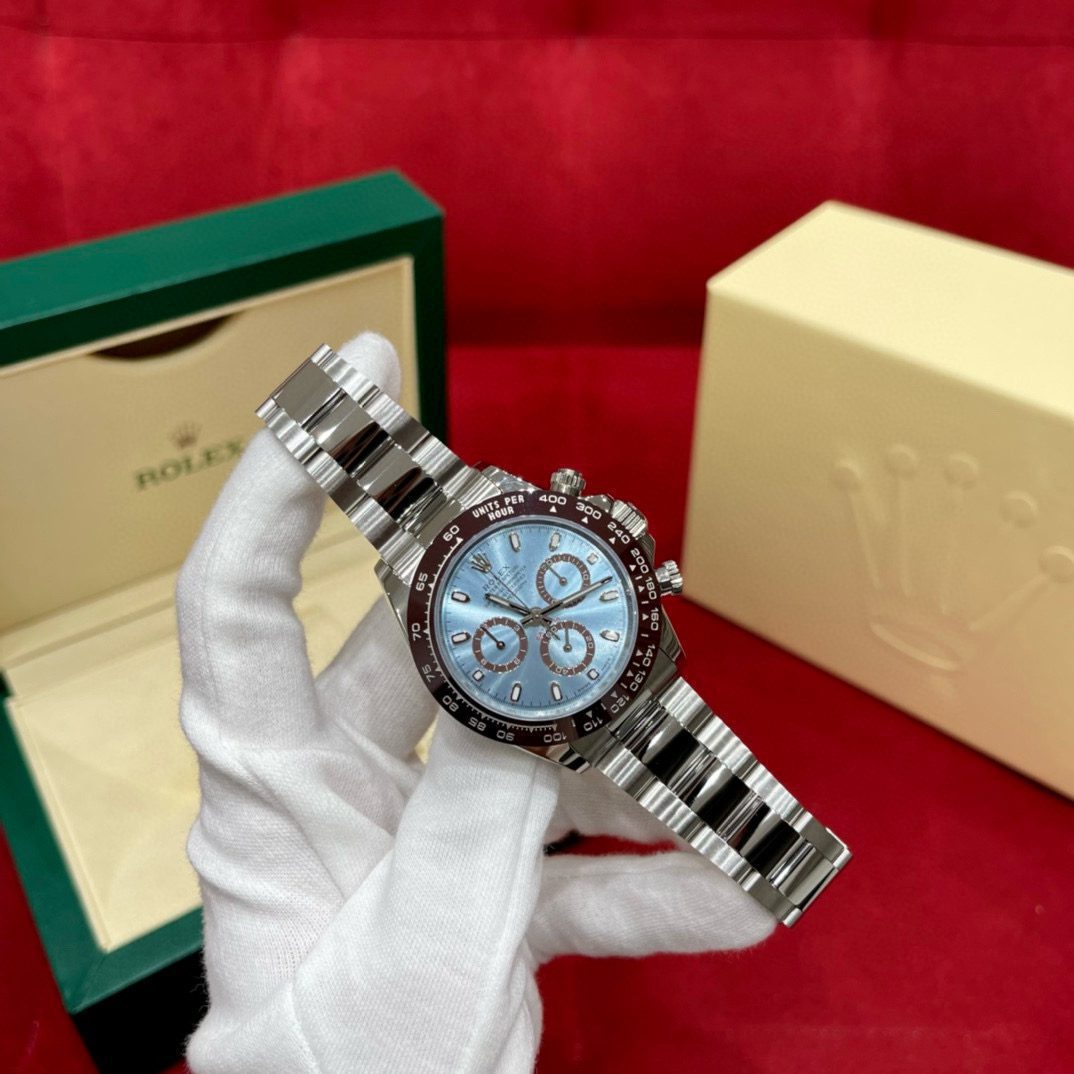 Rolex Cosmograph Daytona view 1
