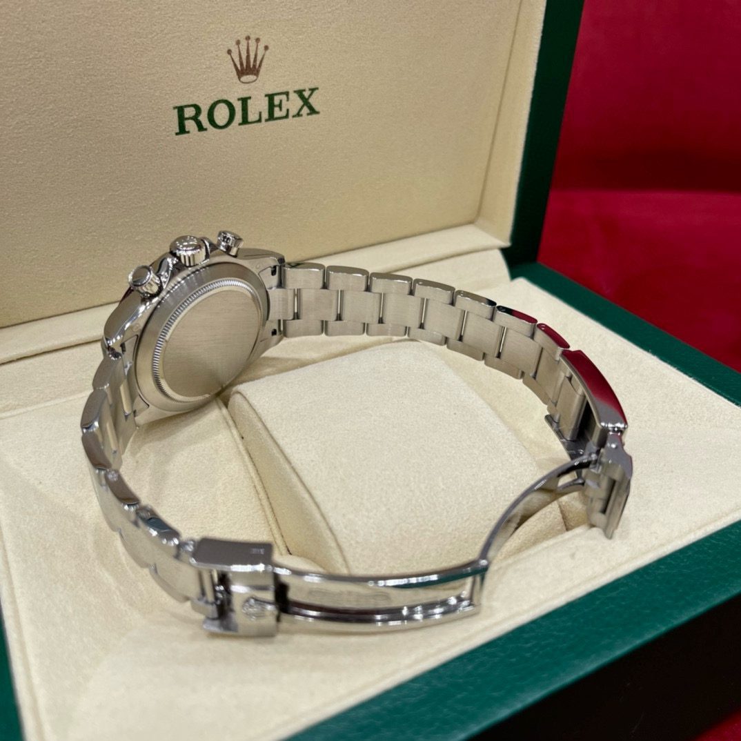 Rolex Cosmograph Daytona view 9