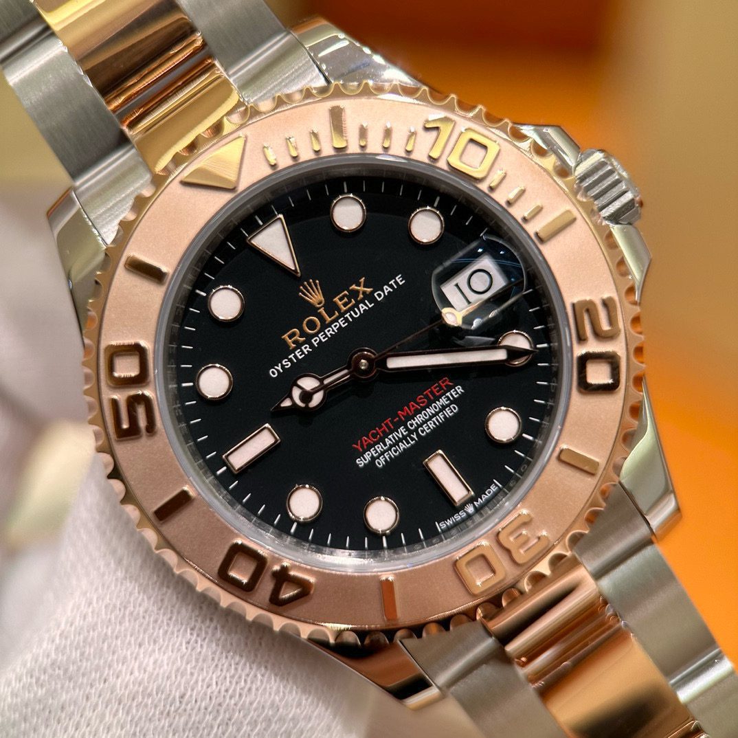 Rolex Yacht-Master 37 view 2