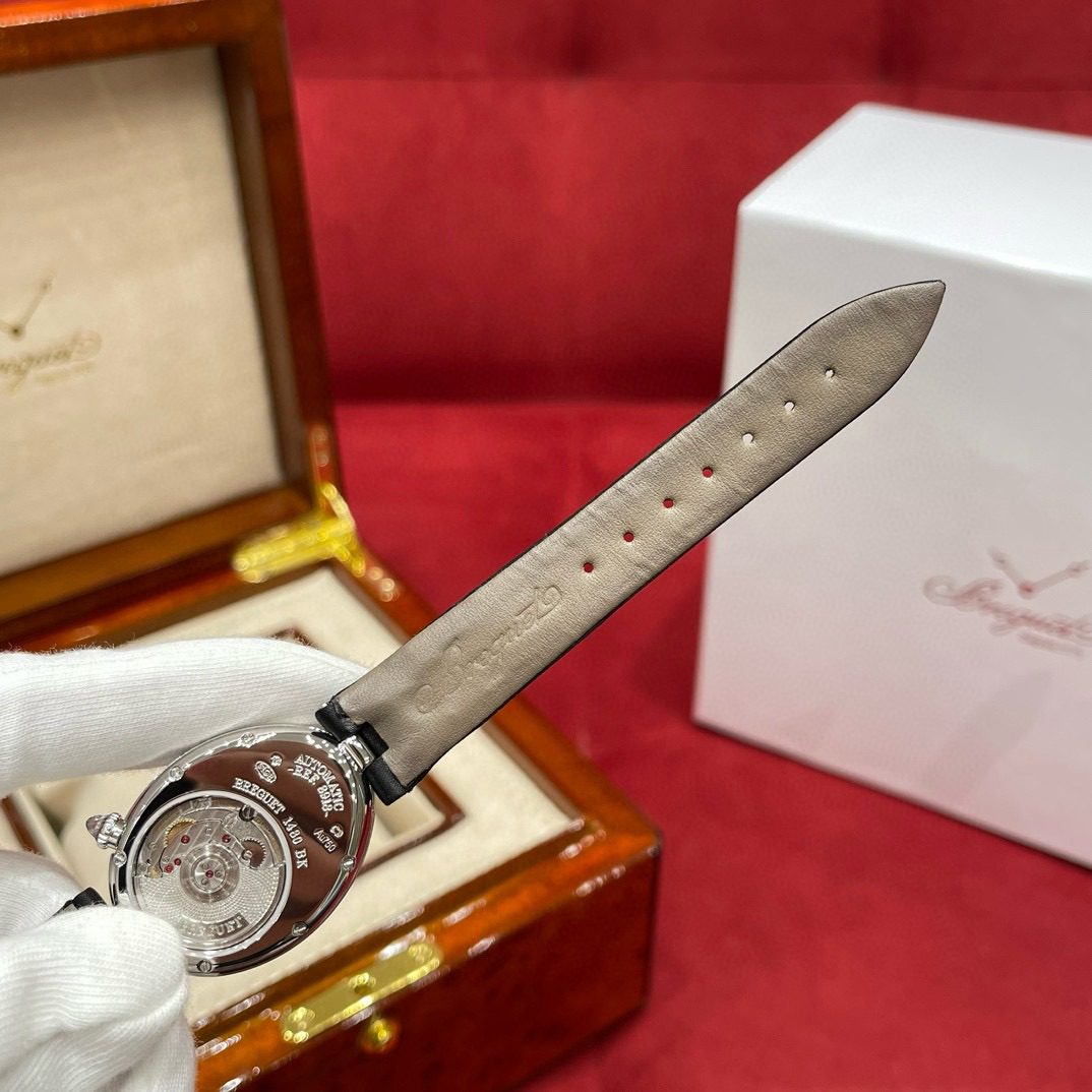 Breguet Reine de Naples 8928br view 12