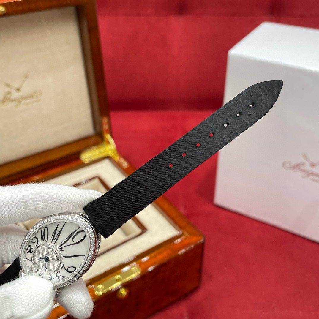 Breguet Reine de Naples 8928br view 13