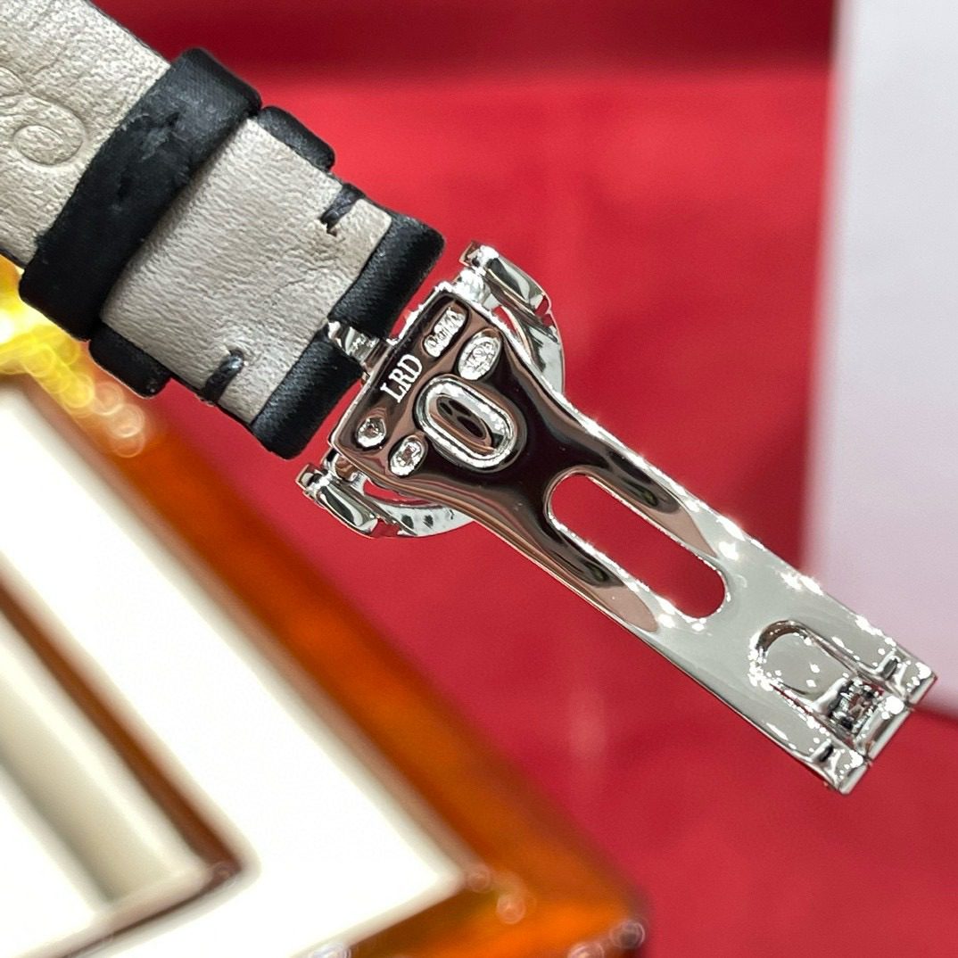 Breguet Reine de Naples 8928br view 16