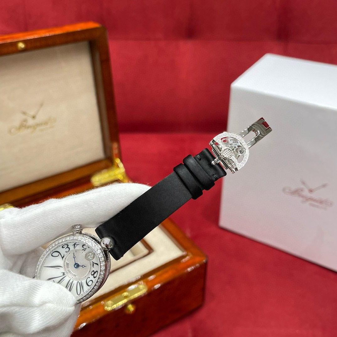 Breguet Reine de Naples 8928br view 6