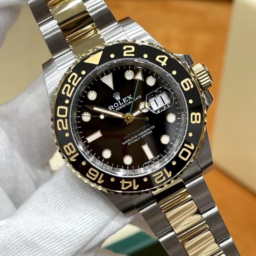 Rolex GMT-Master II view 1
