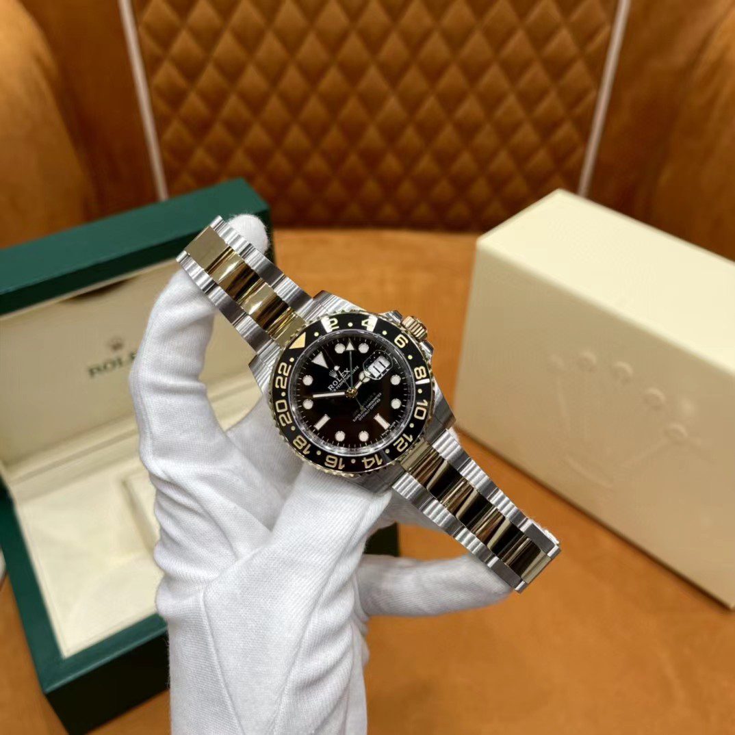 Rolex GMT-Master II view 2