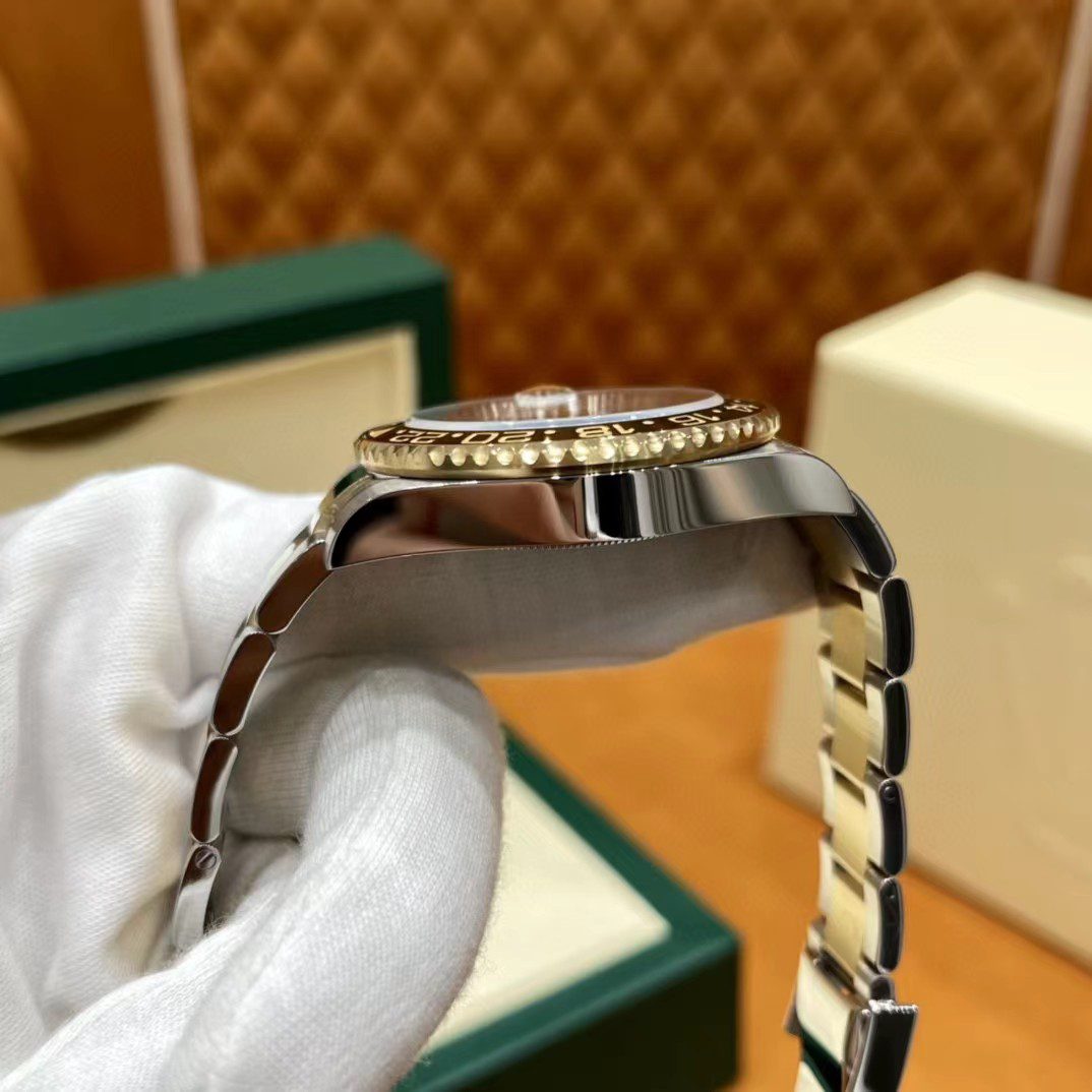 Rolex GMT-Master II view 5