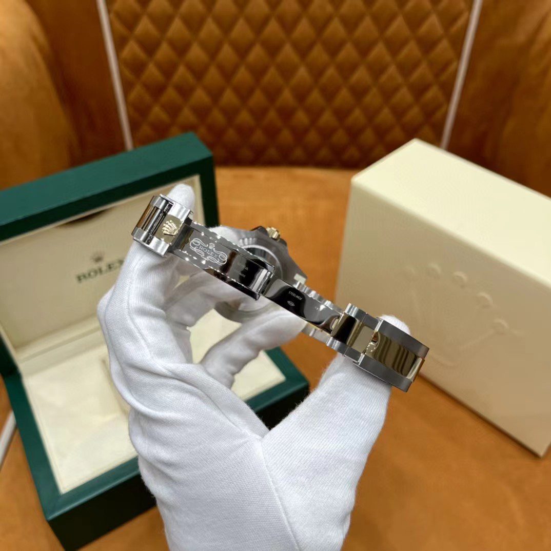Rolex GMT-Master II view 6