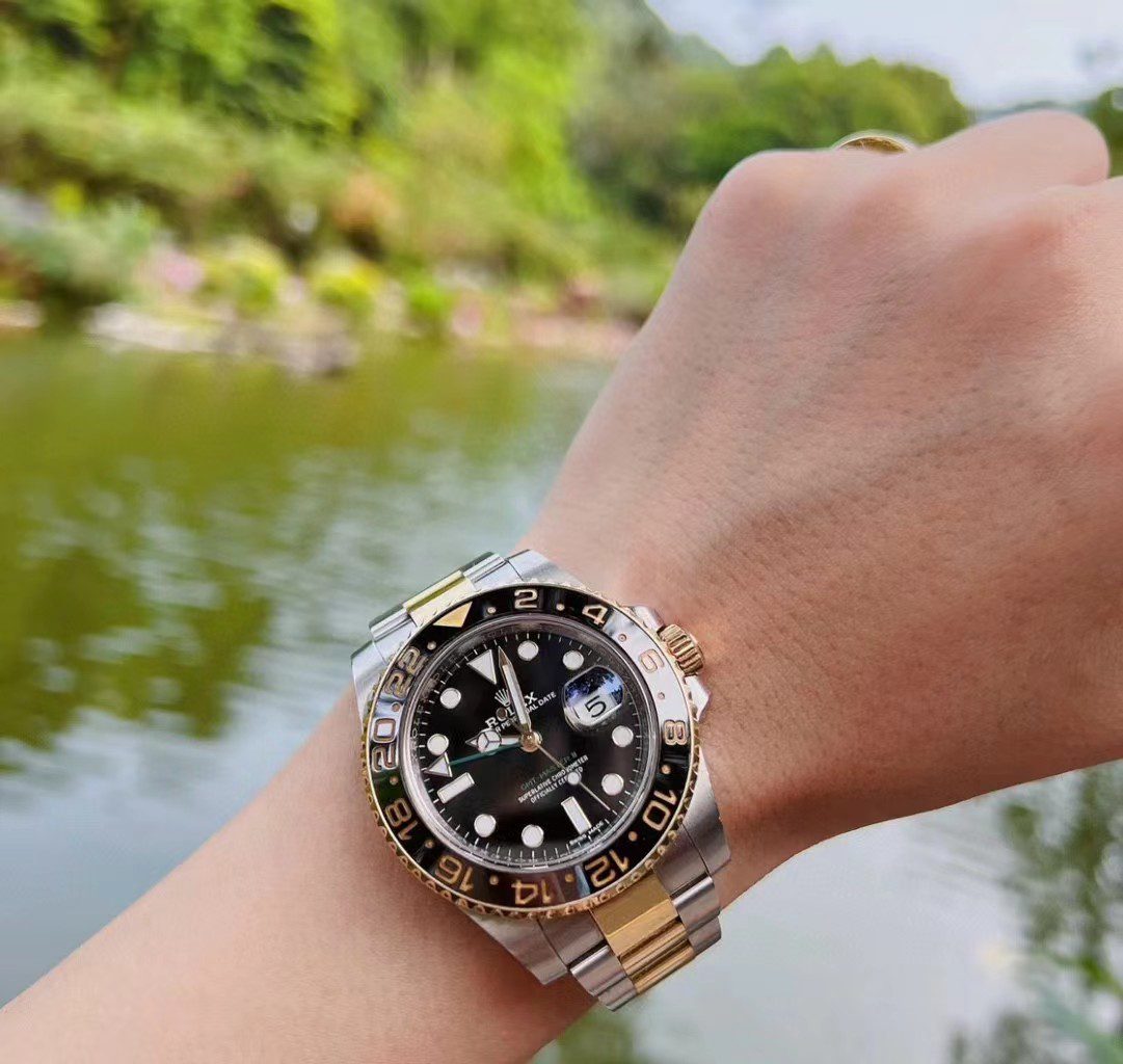 Rolex GMT-Master II view 8