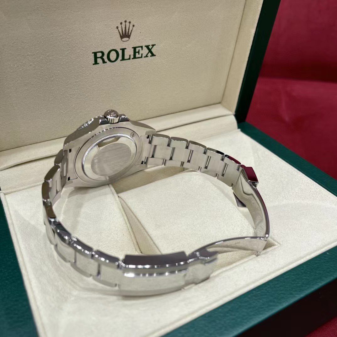 Rolex GMT-Master II view 9