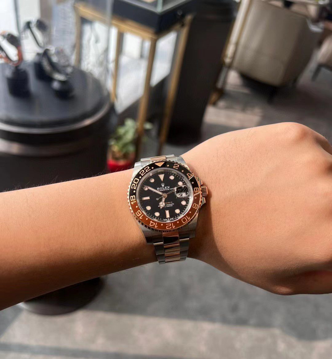 Rolex GMT-Master II view 10