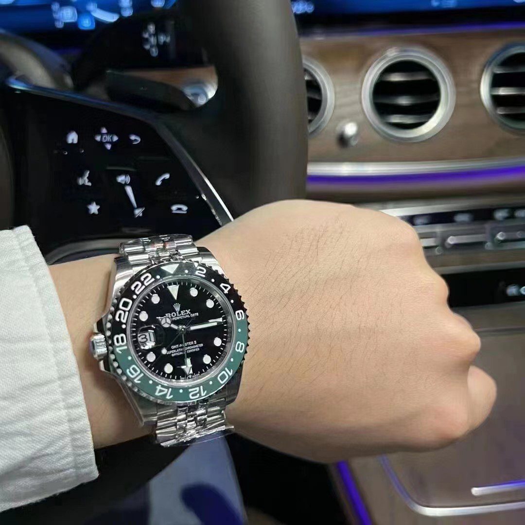 Rolex GMT-Master II view 10