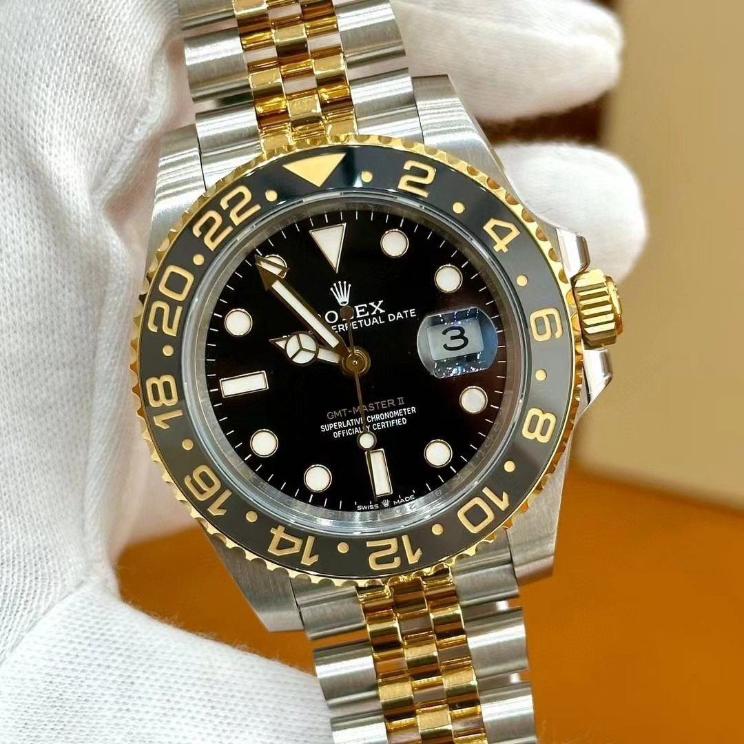 Rolex GMT-Master II view 1