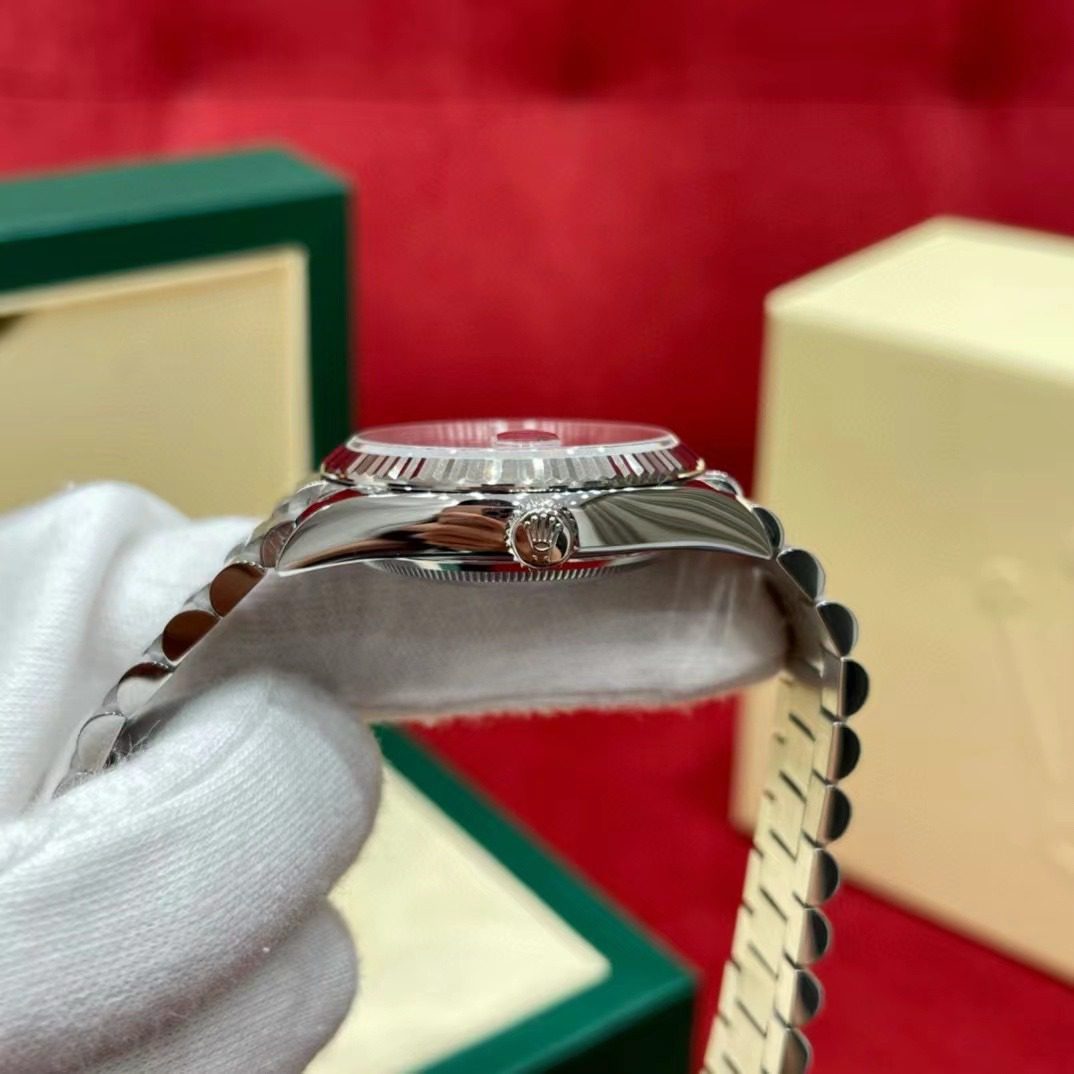 Rolex WATCH day-date 31 view 3